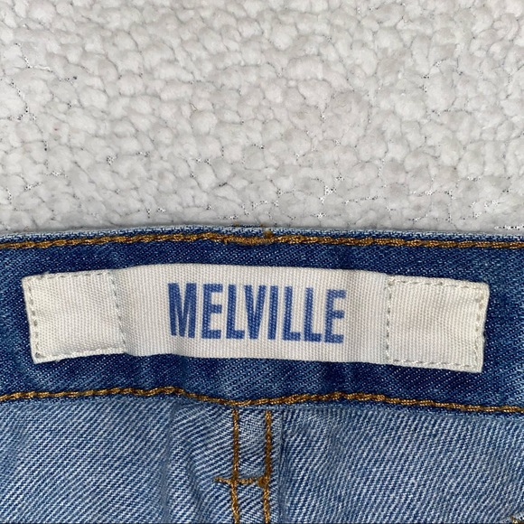 BRANDY MELVILLE LIGHT WASH DISTRESSED BOYFRIEND JEANS - Picture 9 of 9